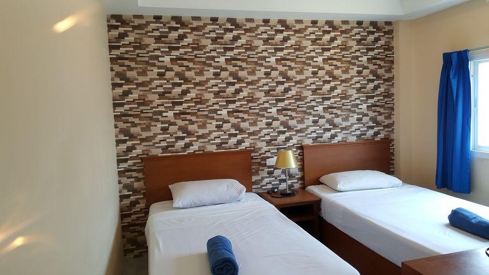 Sleep At Hotel Phuket